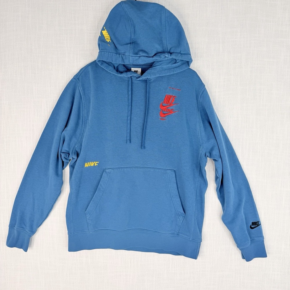 Nike Sportswear Essentials Men's Embroidered Fleece Pullover Hoodie Medium
